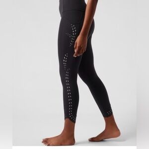 Athletic bundle - Athleta, Old Navy and Gap - size Large